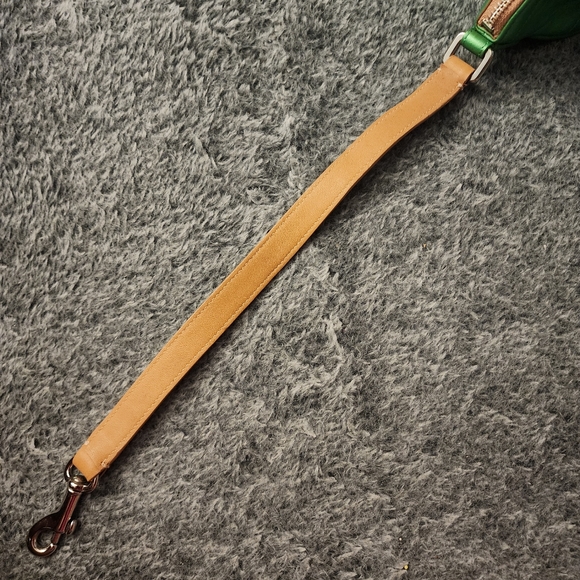 Coach 7542 Hamptons buckle shoulder bag hand painted vintage + Keychain - Picture 3 of 16